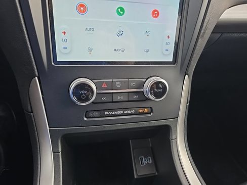 Used 2024 Ford Edge SE AWD/4WD image 18