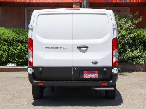 Used 2024 Ford Transit 250 Low Roof RWD image 7