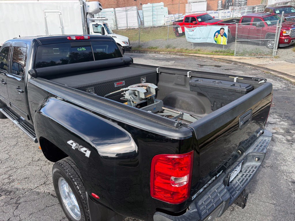 Used 2013 GMC Sierra 3500 SLT AWD/4WD image 18