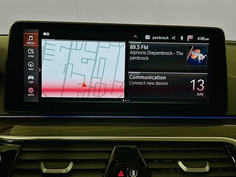 Used 2023 BMW 530i w/ Premium Package RWD image 15