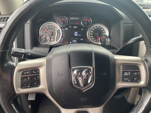 Used 2018 RAM 2500 Laramie w/ Convenience Group image 10