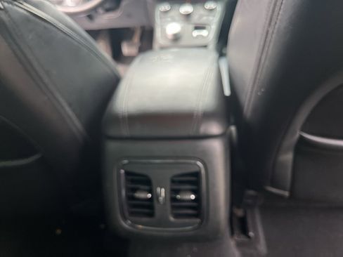 Used 2016 Chrysler 200 S w/ Comfort Group image 32