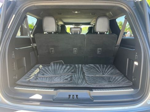 Certified 2023 Lincoln Navigator L Black Label AWD/4WD image 12