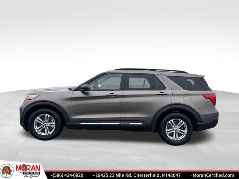 Used 2021 Ford Explorer XLT w/ Equipment Group 202A image 2