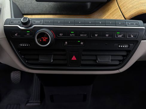 Used 2015 BMW i3 with Range Extender image 18