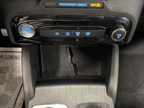 Used 2025 Ford Escape Platinum image 12