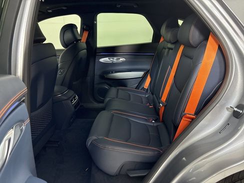 New 2026 Genesis GV70 2.5T Sport Prestige w/ G1 Accessory Package image 19