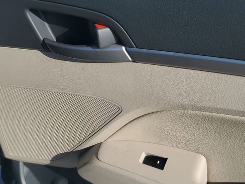 Used 2017 Hyundai Elantra Value Edition image 48