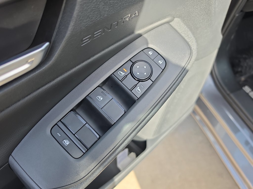 New 2027 Nissan Sentra SV FWD image 22