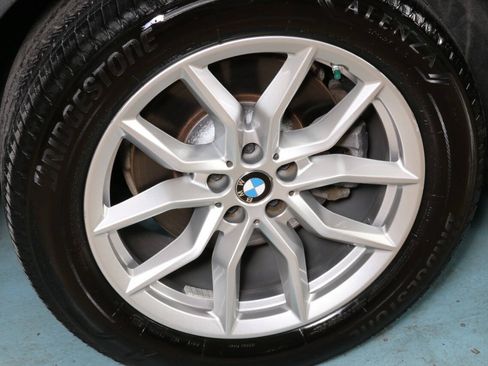 Used 2019 BMW X5 xDrive40i w/ Convenience Package AWD/4WD image 14