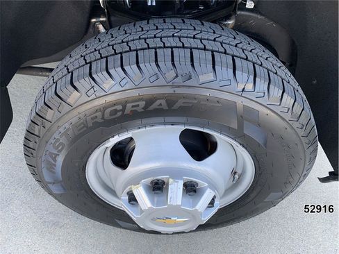 Used 2025 Chevrolet Silverado 3500 W/T RWD image 17