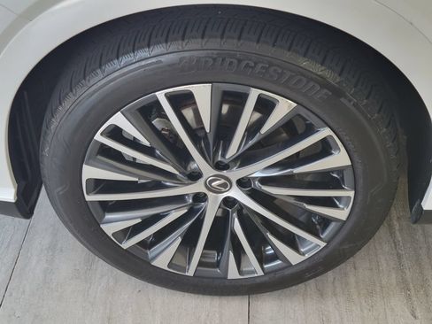 Certified 2023 Lexus RX 350 Premium Plus w/ Accessory Package (Z1) FWD image 8
