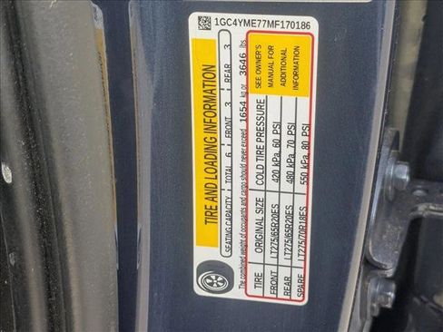 Used 2021 Chevrolet Silverado 2500 Custom w/ Custom Value Package image 26