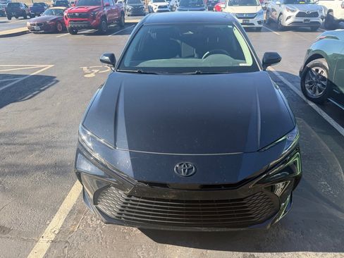 Certified 2025 Toyota Camry LE image 3