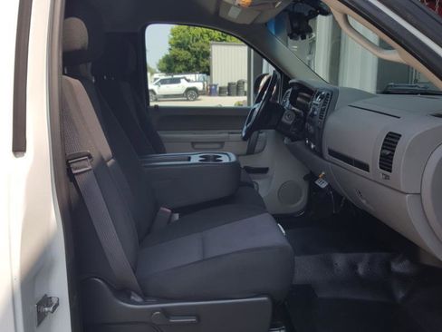 Used 2013 Chevrolet Silverado 2500 W/T image 24