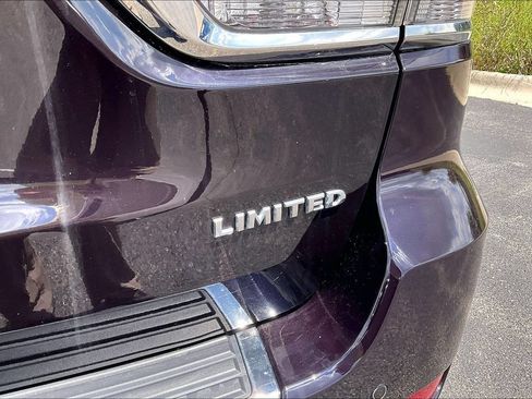 Used 2021 Jeep Grand Cherokee Limited AWD/4WD image 8