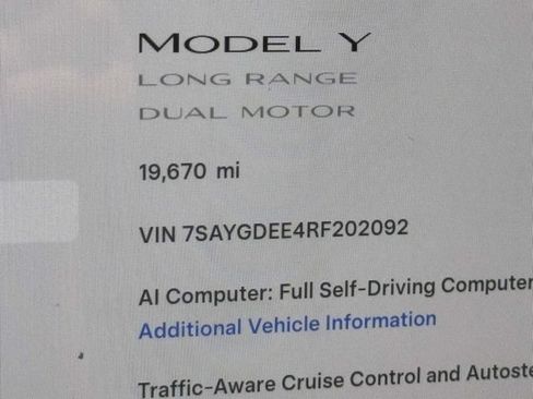 Used 2024 Tesla Model Y Long Range AWD/4WD image 29