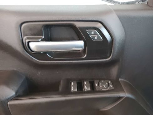 Used 2022 Chevrolet Silverado 1500 Custom RWD image 20