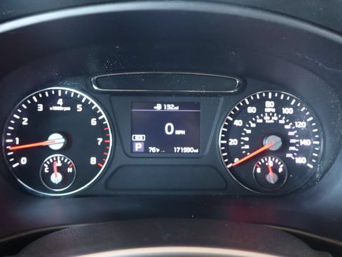 Used 2020 Kia Sorento LX w/ LX I4 Convenience Package AWD/4WD image 22