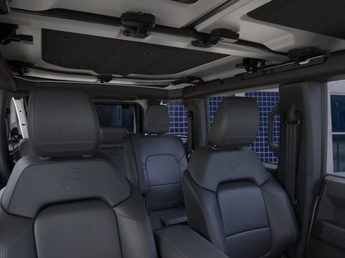 New 2026 Ford Bronco Badlands AWD/4WD image 13