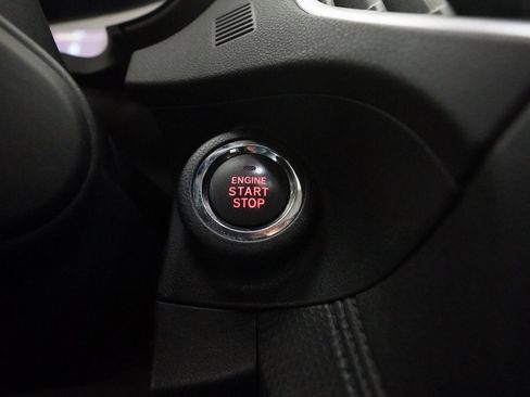 Used 2020 Subaru Forester Premium image 32