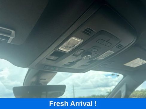 Used 2022 Chevrolet Tahoe Premier RWD image 10