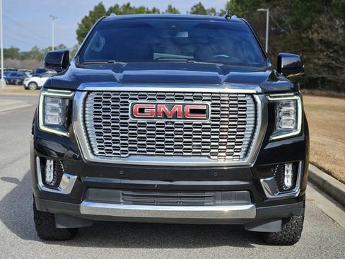 Used 2021 GMC Yukon SLT w/ SLT Luxury Plus Package image 2