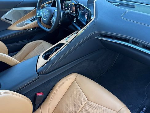 Used 2024 Chevrolet Corvette Stingray Preferred Conv w/ Z51 Performance Package image 16