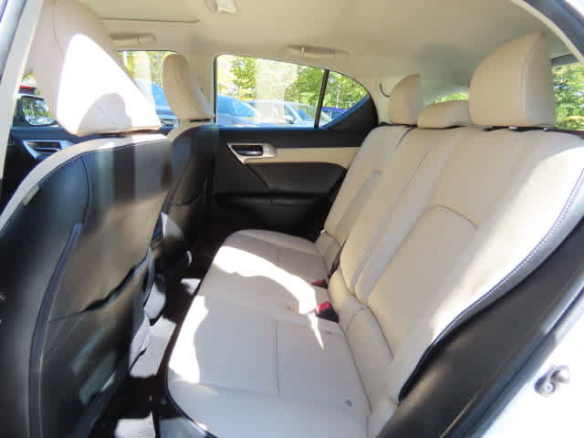 Used 2014 Lexus CT 200h FWD image 13