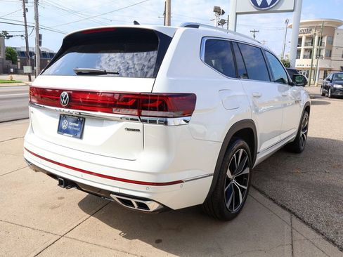 Used 2026 Volkswagen Atlas SEL Premium R-Line AWD/4WD image 5
