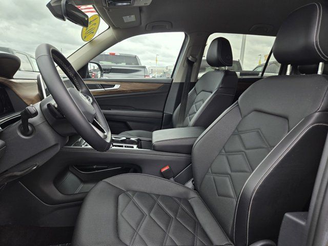 Used 2024 Volkswagen Atlas SE AWD/4WD image 25