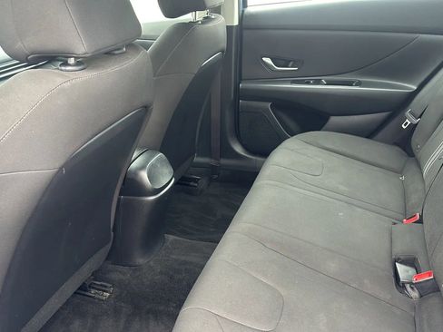 Used 2021 Hyundai Elantra SEL FWD image 23