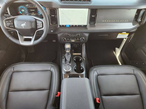 New 2026 Ford Bronco Badlands AWD/4WD image 17