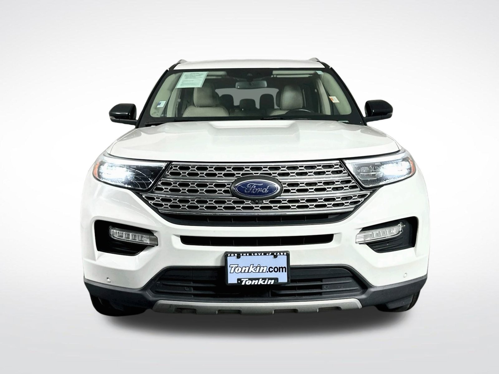 Used 2021 Ford Explorer Limited w/ Equipment Group 301A AWD/4WD image 2