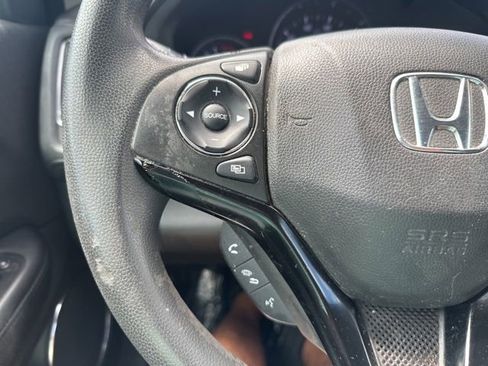 Used 2016 Honda HR-V EX image 18
