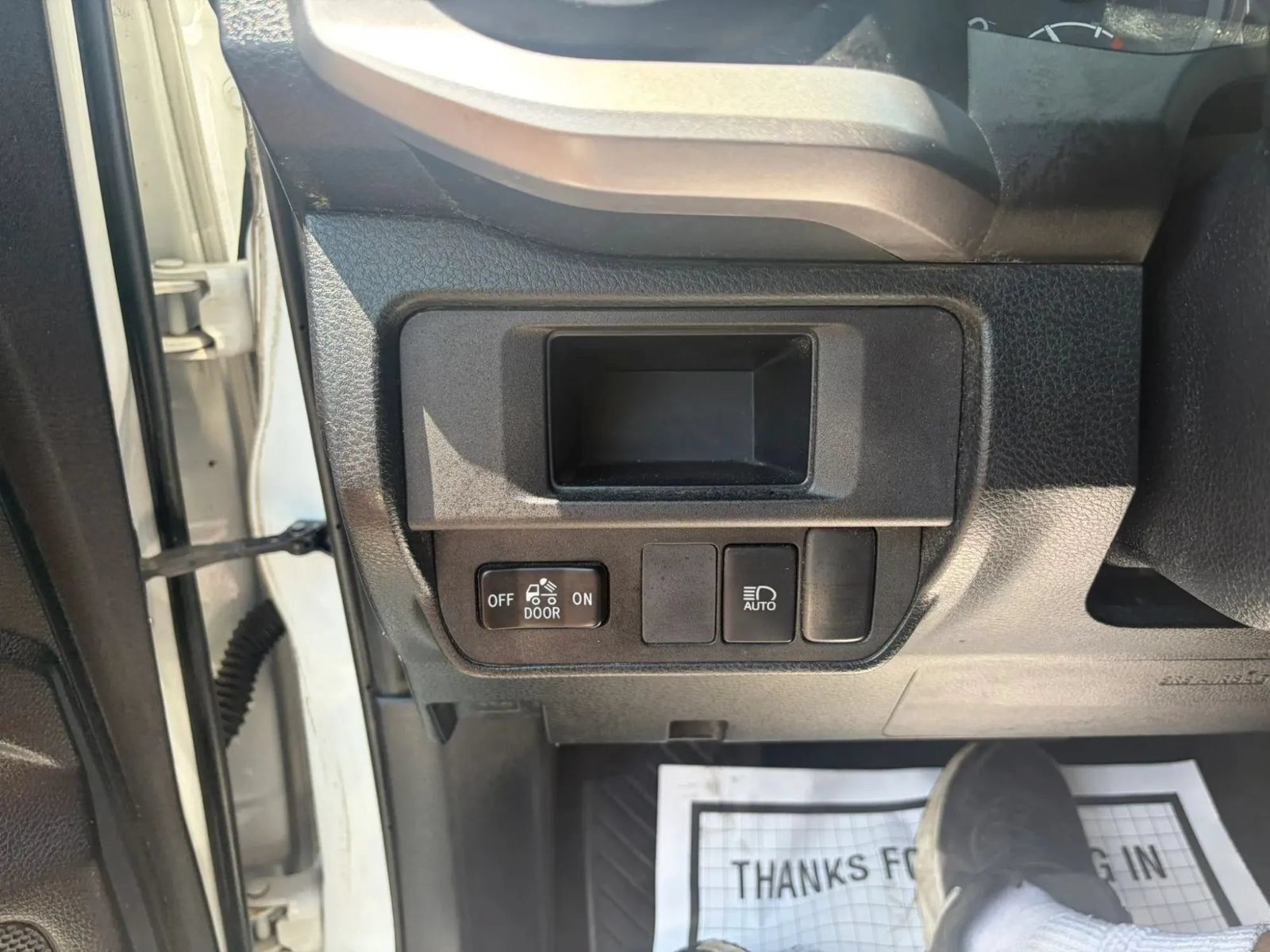 Used 2019 Toyota Tacoma SR5 AWD/4WD image 20
