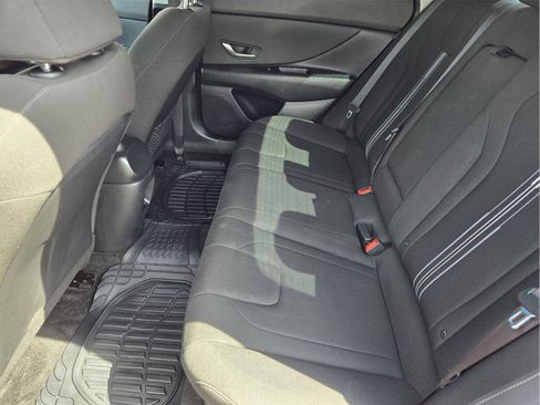 Used 2024 Hyundai Elantra SEL w/ Convenience Package FWD image 28