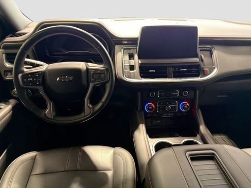 Used 2022 Chevrolet Suburban RST w/ Luxury Package image 23