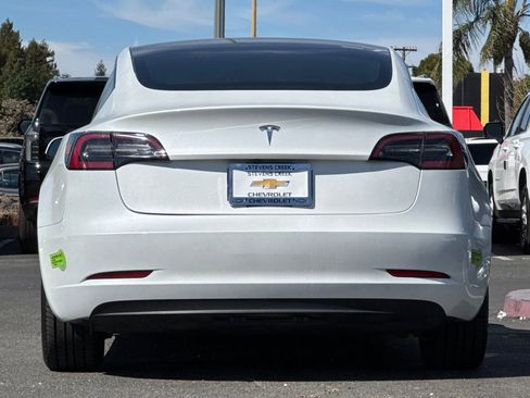 Used 2023 Tesla Model 3 Standard Range image 6