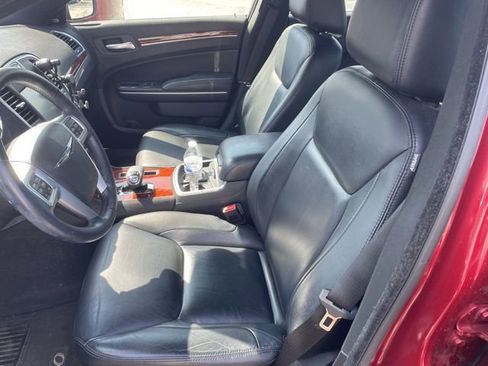 Used 2012 Chrysler 300 Limited image 8