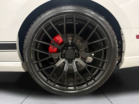 Used 2014 Ford Mustang Premium RWD image 25