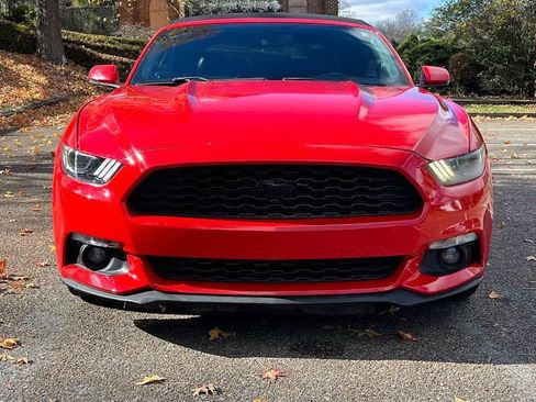 Used 2016 Ford Mustang Premium image 24