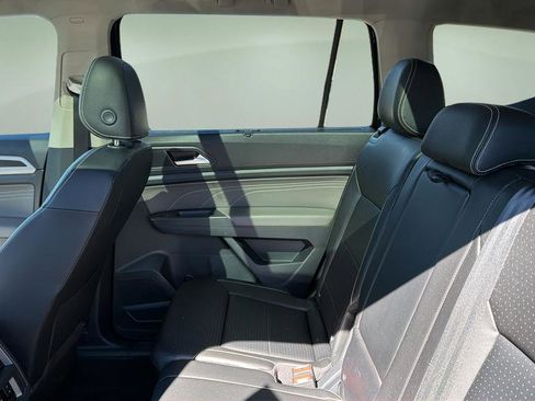 Used 2022 Volkswagen Atlas SE image 15