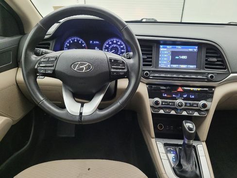 Used 2020 Hyundai Elantra Value Edition w/ Winter Weather Package FWD image 22