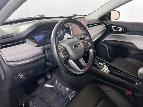 Used 2022 Jeep Compass Limited AWD/4WD image 9