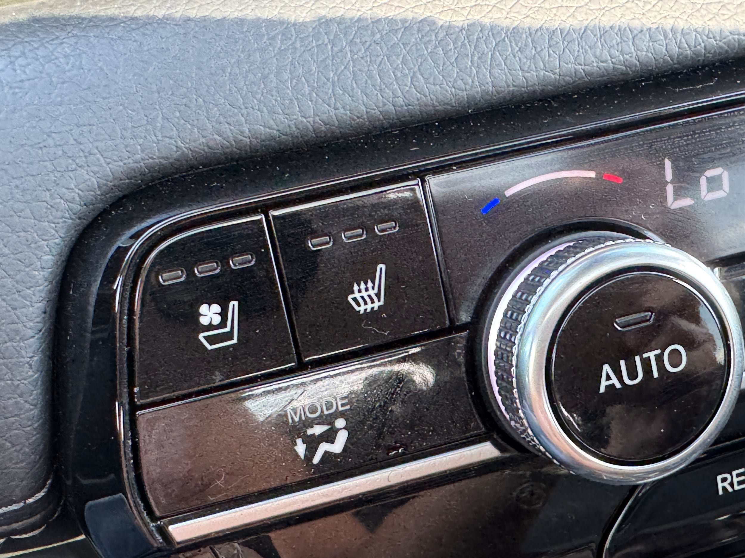 Used 2023 Honda Pilot Elite image 15