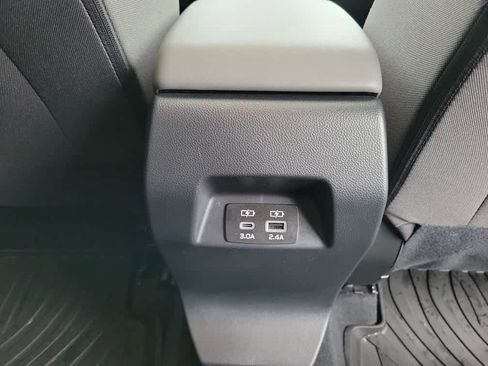 Certified 2025 Subaru Crosstrek 2.0i Premium image 26