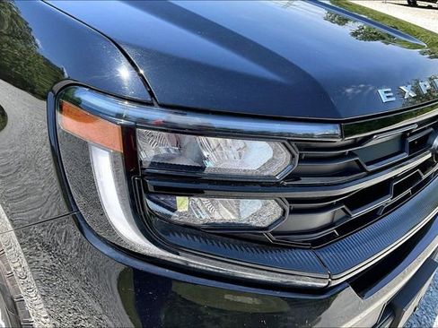 Used 2025 Ford Expedition Max Active AWD/4WD image 28