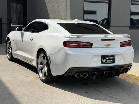 Used 2017 Chevrolet Camaro SS RWD image 8