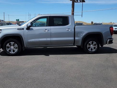 Used 2025 GMC Sierra 1500 SLT AWD/4WD image 2